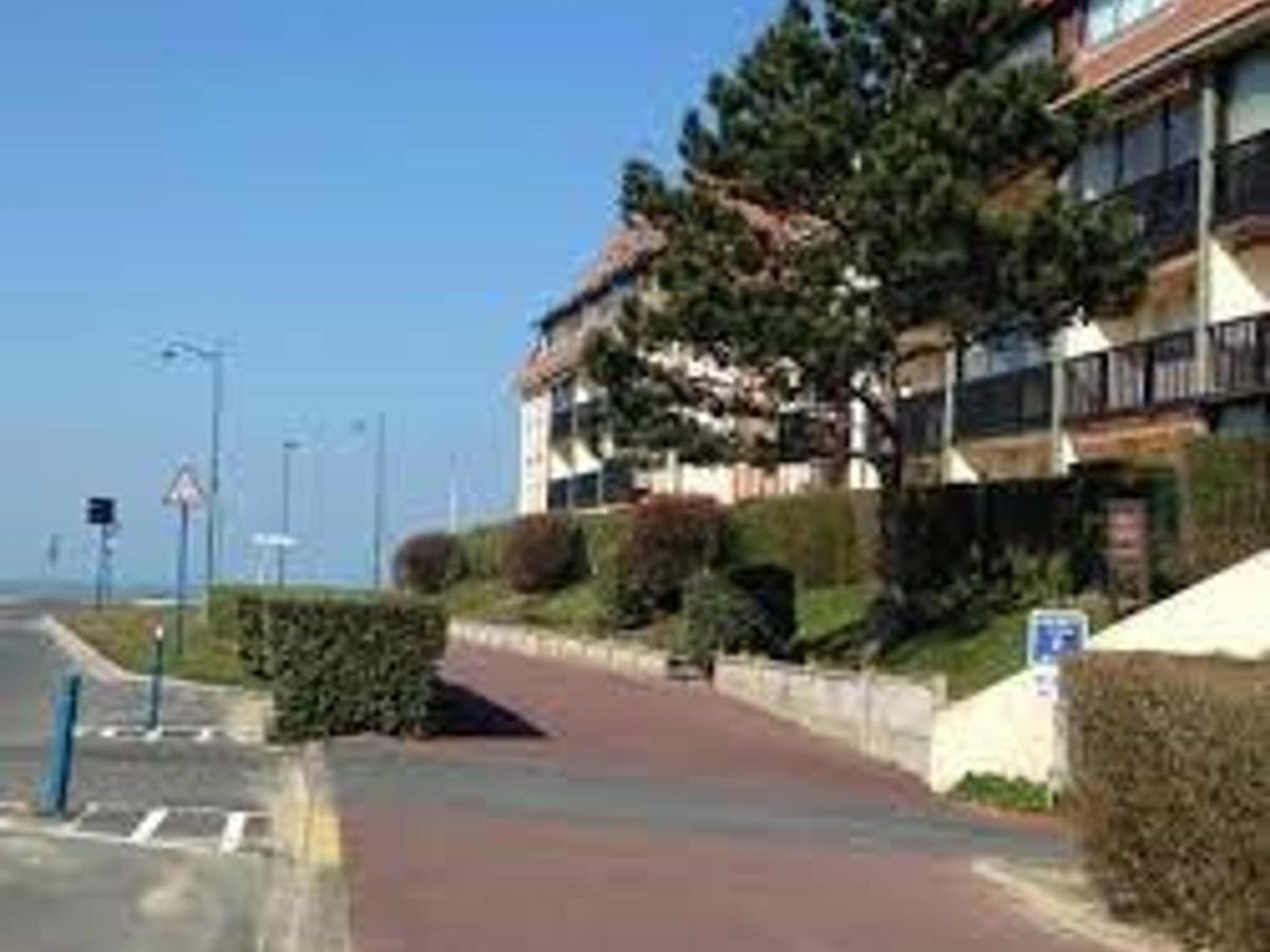 Appartement Refait A Neuf Avec Loggia Et Parking, A 2 Pas De La Plage Et Des Commerces - Fr-1-712-7 Villers-sur-Mer Dış mekan fotoğraf
